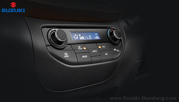 A/C Auto Climate & Heater Digital